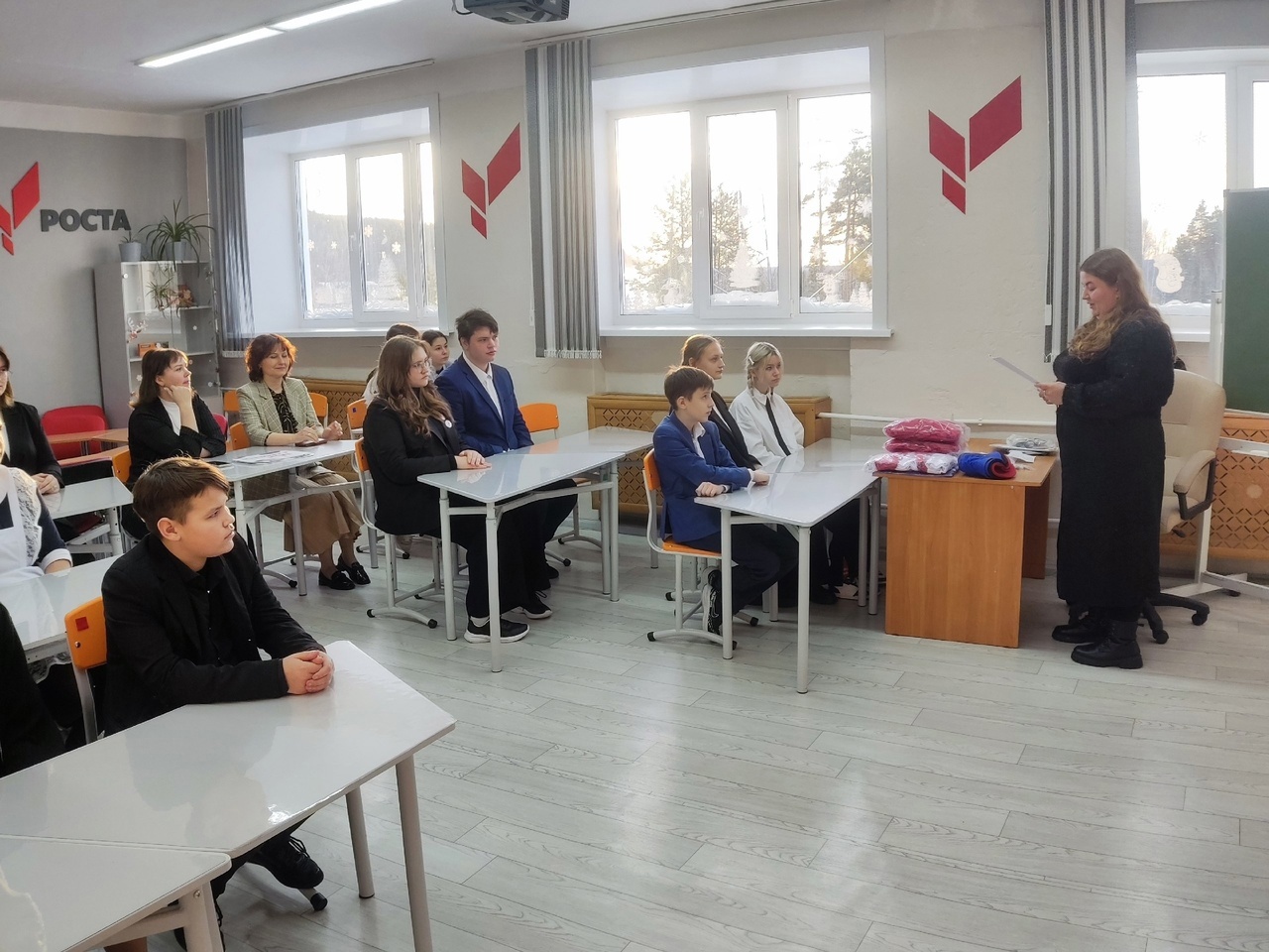 Награждение активистов Движения Первых.
