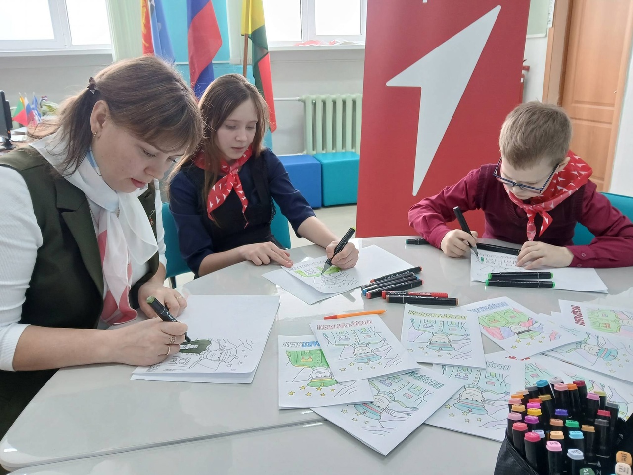 Активисты Движения Первых приняли участие в подготовке празднования Дня воина-интернационалиста.