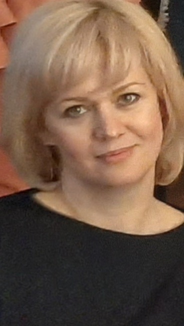 Елена Владимировна Русанова.